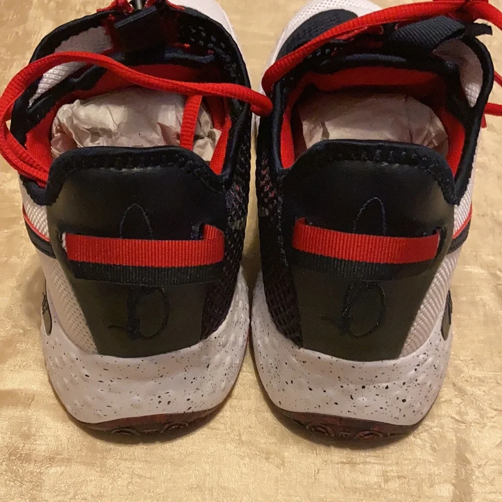 Nike PG 4 Basketball
